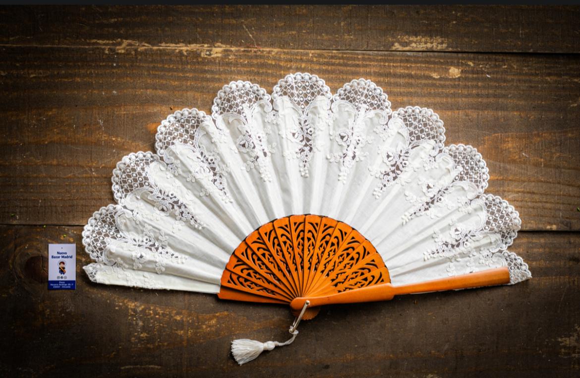 3358DAE3-6D43-438B-9242-EF174D251375